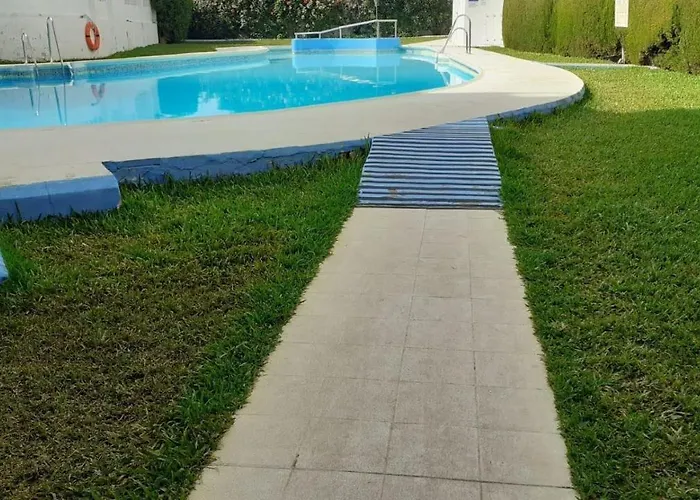 Rincon Mediterraneo نيرخا